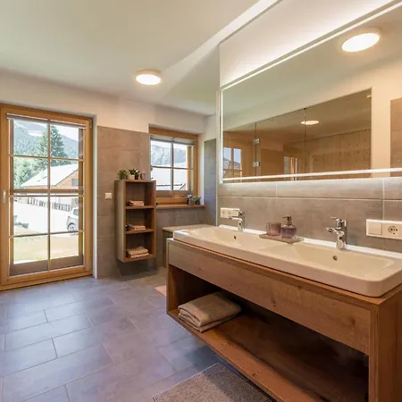 Erna Donnersbachwald